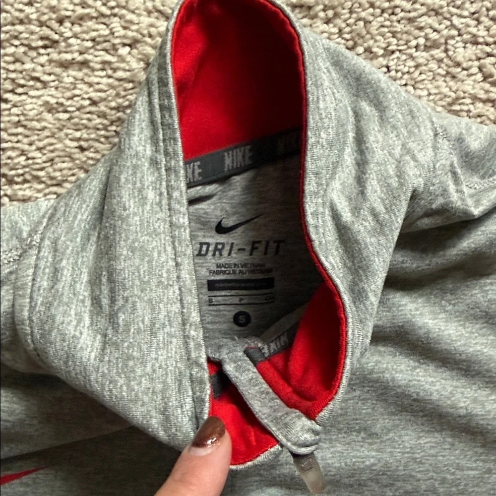 Nike Women's Swift Dri-FIT Zip Running Pullover